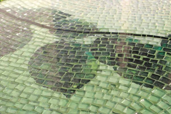 Bàn trà tròn kính mosaic MT0026A xanh lá