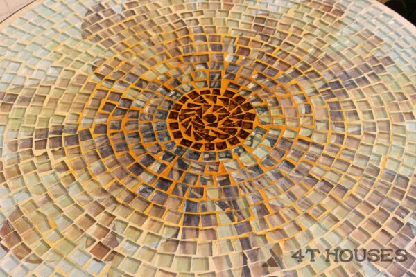 Bàn tròn kính mosaic MT0033D vàng